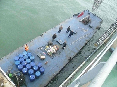 Cargo hold cleaning